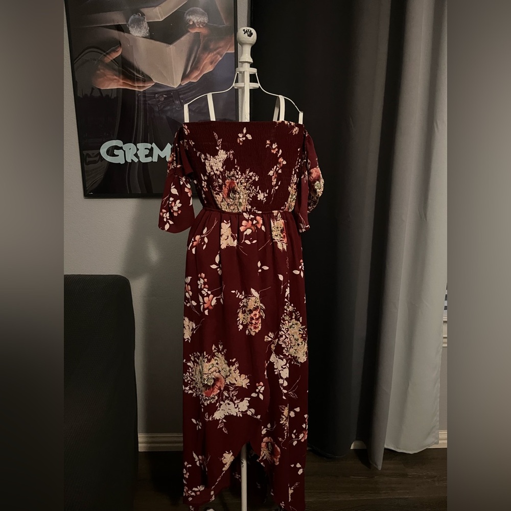 beautiful red rue21 dress with flowers
